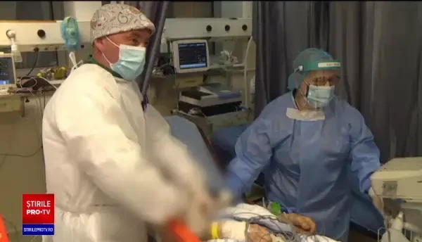 Spitalele de urgenţă s-au supraaglomerat. Persoanele care nu prind un loc primesc perfuziile stând pe scaun