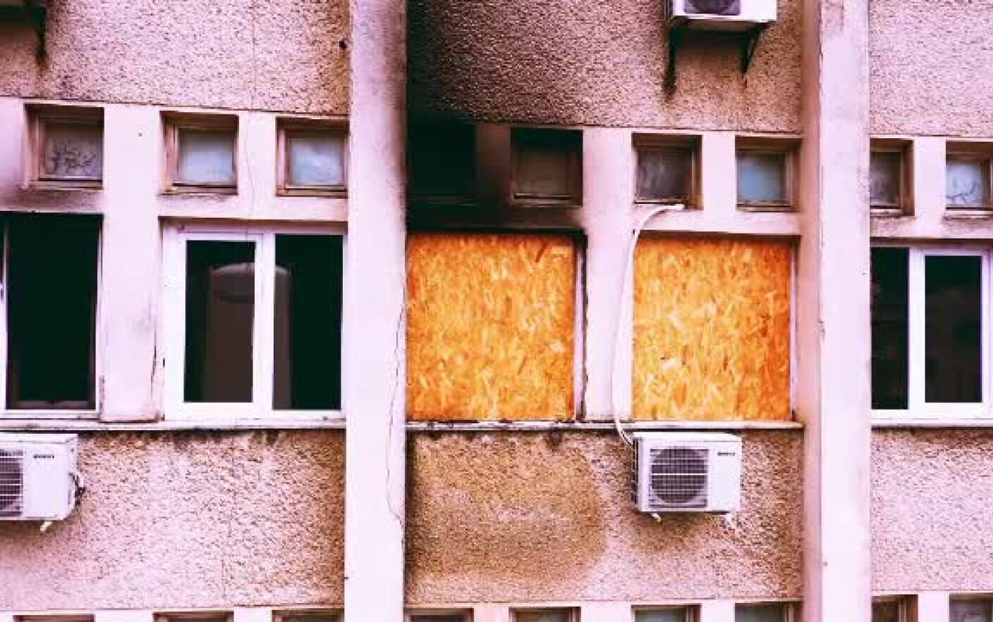 Dezastrul de la Piatra Neamț. Zeci de hidranți din ”spitalul groazei” nu au funcționat