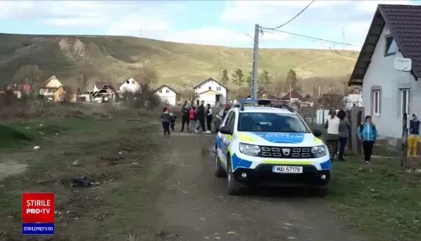 Anchetă în cazul fetiței din Bistrița-Năsăud, care a fost găsită înecată într-un pârâu. Ce spune mama copilei