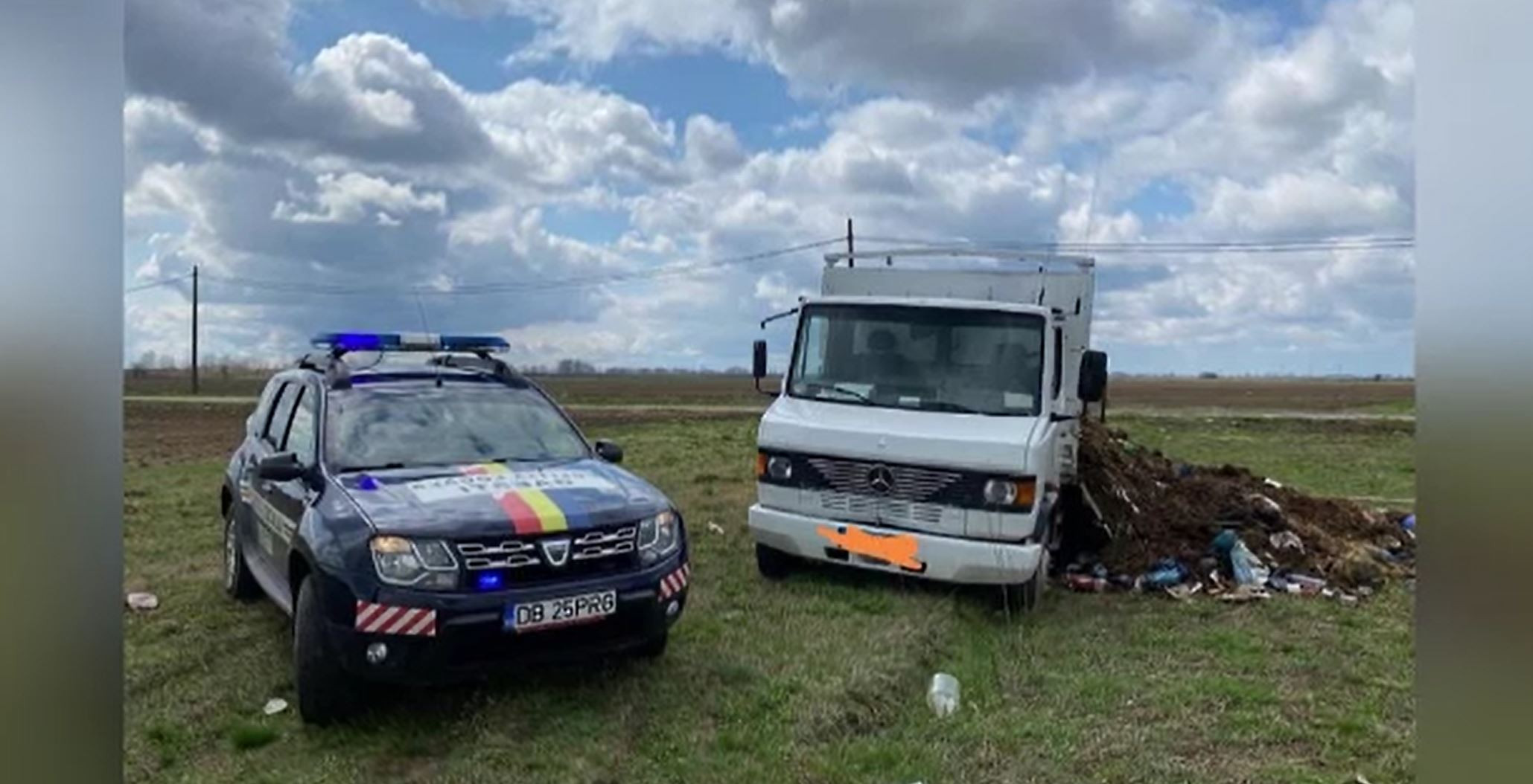 Ce amendă a primit un bărbat, după ce a fost prins că voia să arunce gunoaie pe un câmp