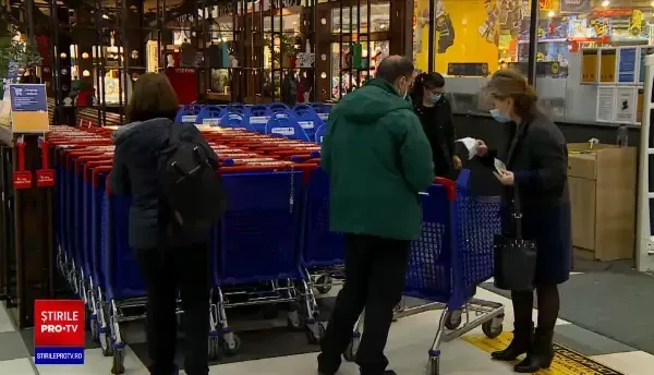 Regulile care ar putea fi aplicate în magazine pentru a se evita formarea cozilor