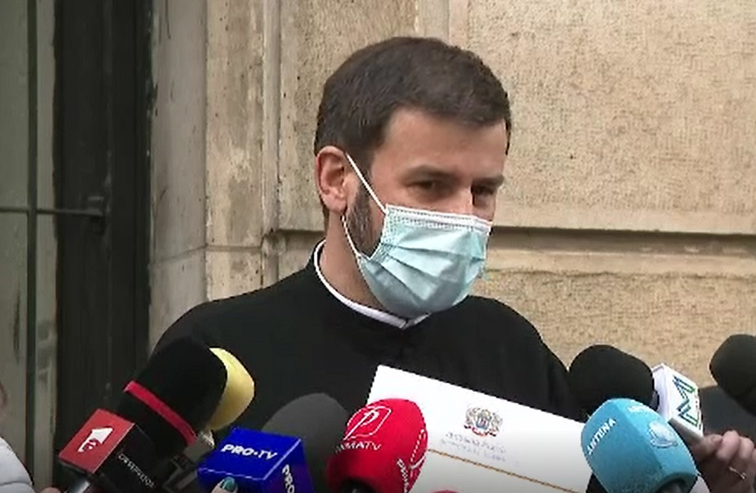 Reguli de Paşte. Ortodocşii vor avea voie să stea la biserică până la ora 05:00, în noaptea de Înviere