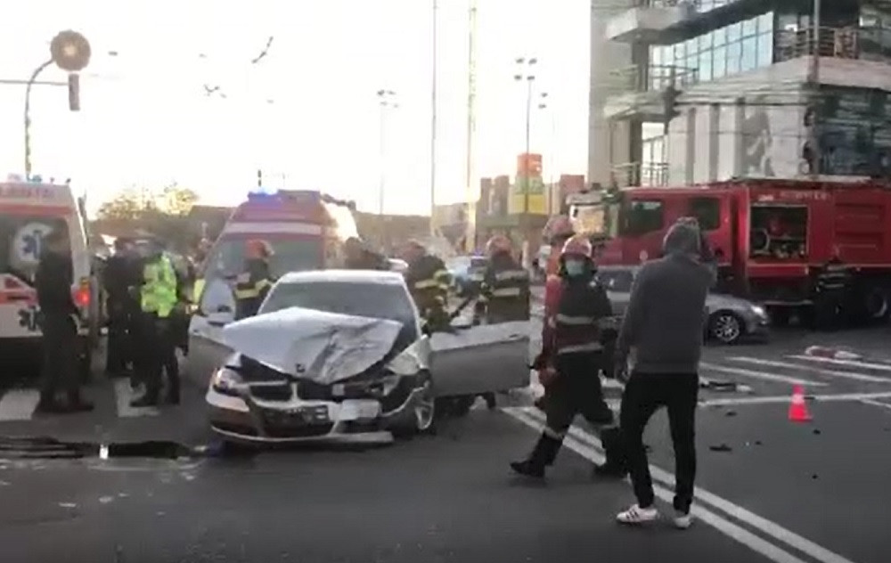 Accident teribil în Târgoviște. Doi tineri au ajuns la spital
