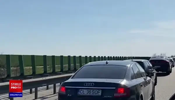 Trafic intens pe A2 Bucureşti - Constanţa spre sensul către Capitală. Coloane de maşini de aproape 2 kilometri