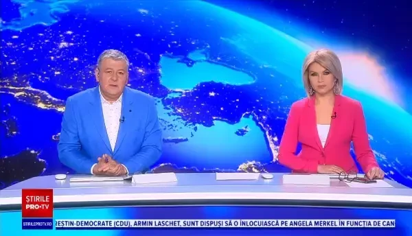 Accident în Târgoviște. Autoturismul unui tânăr a fost izbit în plin de o mașină de teren