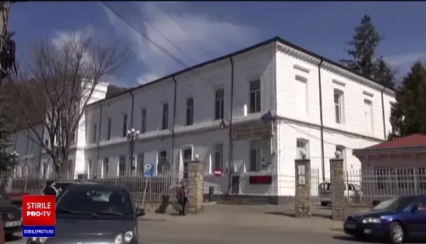 Noi detalii după scandalul de Spitalul Orășenesc din Târgu Neamț. Ce riscă angajații care ar fi vizionat filme pentru adulți