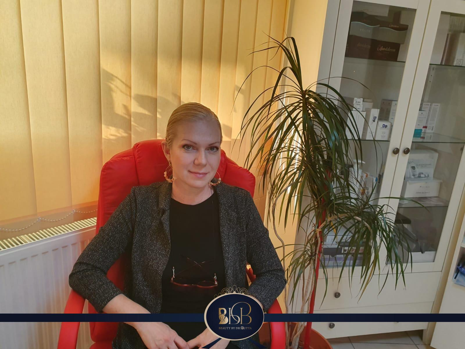 (P) Coadă la o clinică din Timișoara pentru proceduri estetice cu plata în rate