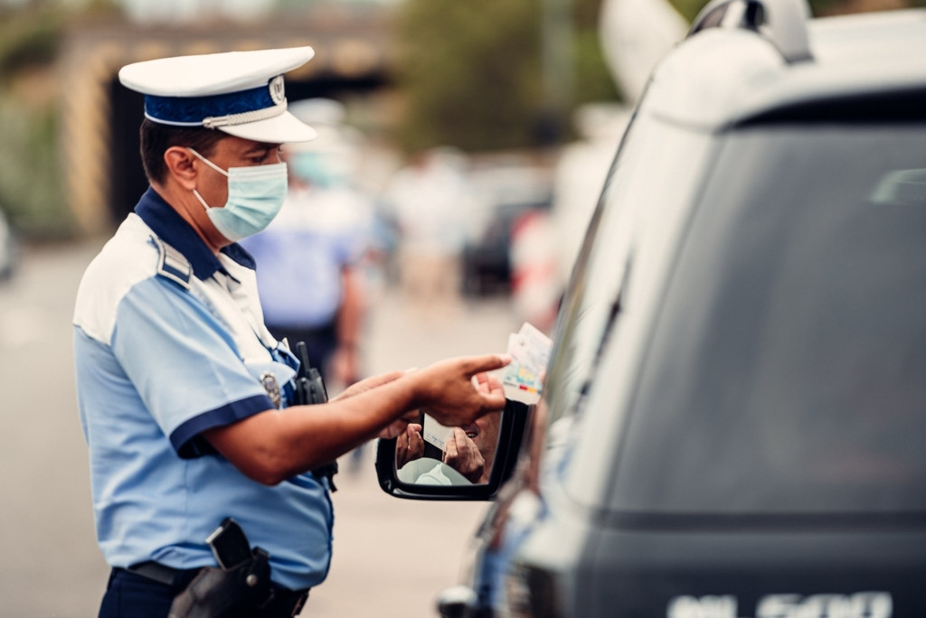 Codul Rutier, modificat în favoarea șoferilor care depășesc viteza legală cu peste 70 de kilometri în localități