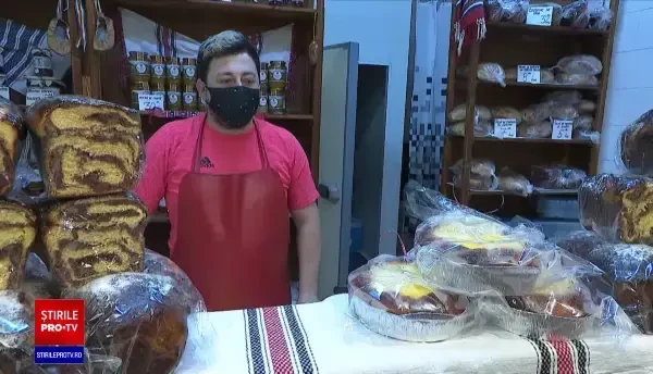 Mulți români au început deja aprovizionarea pentru masa de Paște. Care sunt cele mai căutate produse