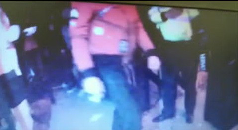 Petrecere într-un club privat din Bucureşti, la care participau 64 de persoane, oprită de poliţişti