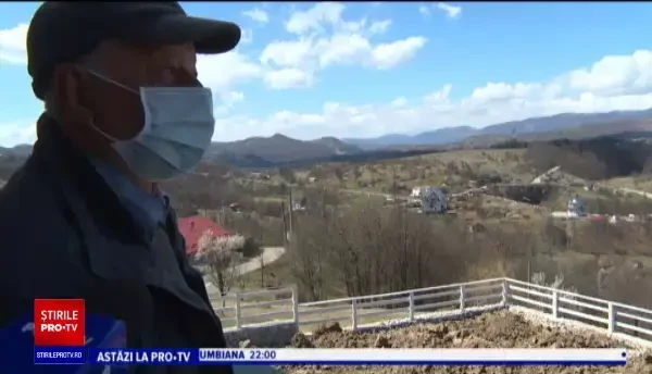 Un loc de o frumusețe aparte aşteaptă să fie descoperit de turiști. Acolo se află „Podul lui Dumnezeu”