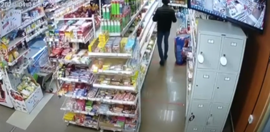 Haos pe o insulă din Rusia, în urma unui cutremur. Ce s-a întâmplat într-un magazin. VIDEO