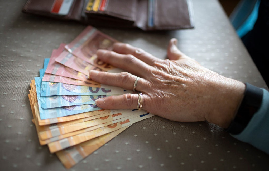 O bătrână și-a exclus rudele din testament și le-a lăsat săracilor o moștenire 5 milioane de euro