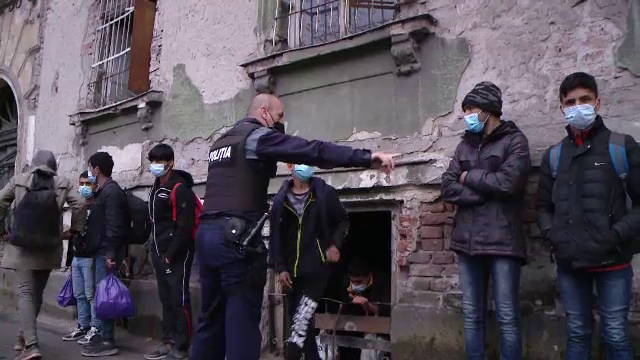 Timişoara, invadată de migranţi care vor să ajungă în Occident. S-a ajuns la răfuieli sângeroase