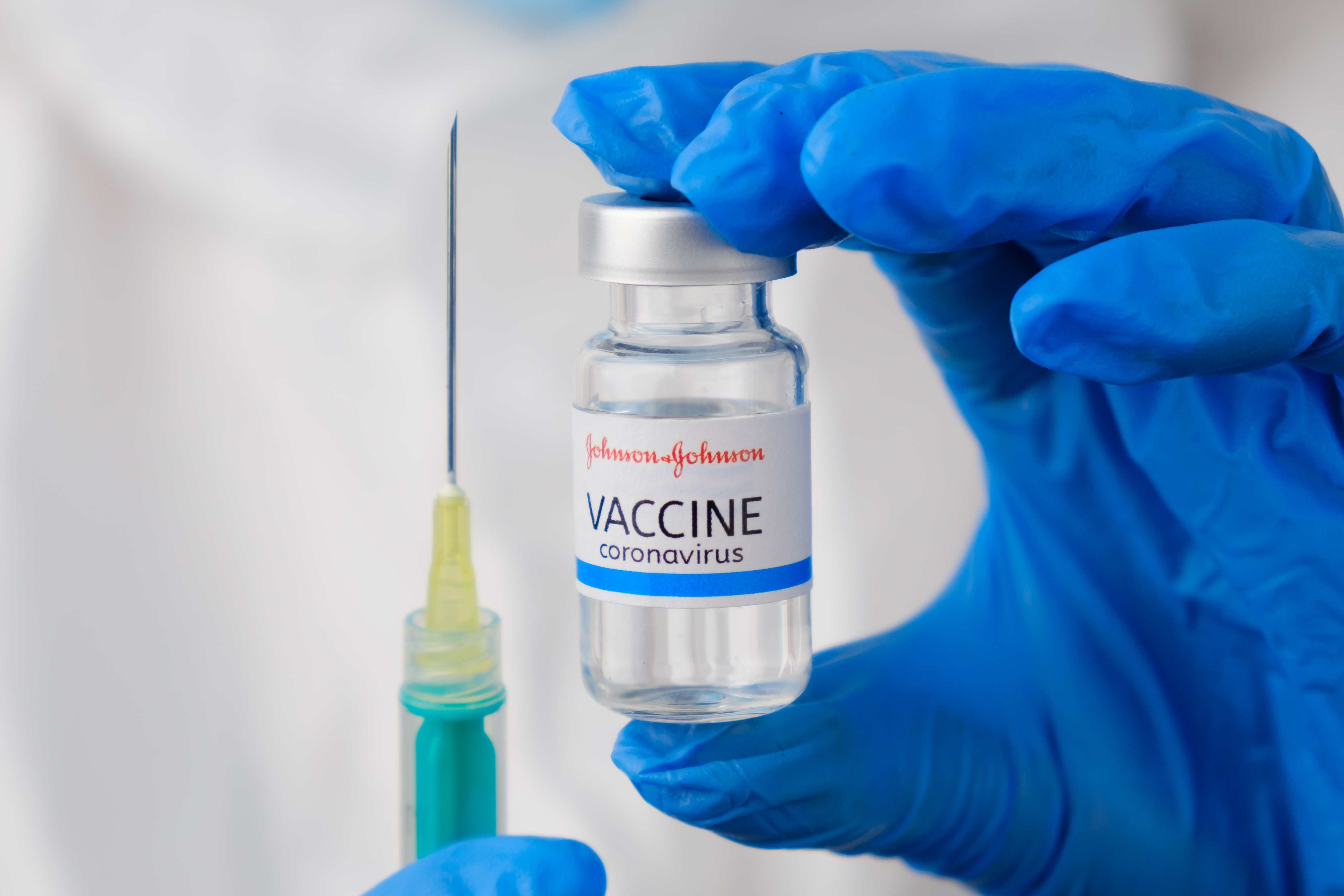 Slovenia întrerupe vaccinarea cu Johnson & Johnson după un deces
