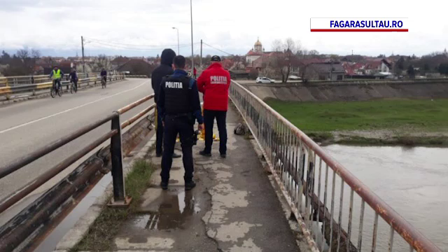 Tentativă de sinucidere în Făgăraș. O femeie, în stare critică la spital