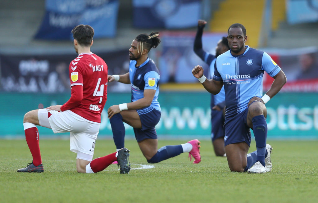 Gesturile cu conotaţie politică ale sportivilor vor fi sancționate de Comitetul Internaţional Olimpic