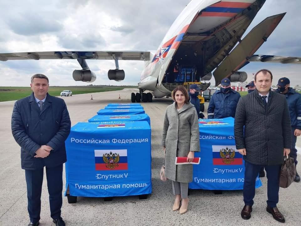 Presă: Rusia ar fi donat Moldovei vaccinurile Sputnik V refuzate de Slovacia pentru că difereau de cele oficiale