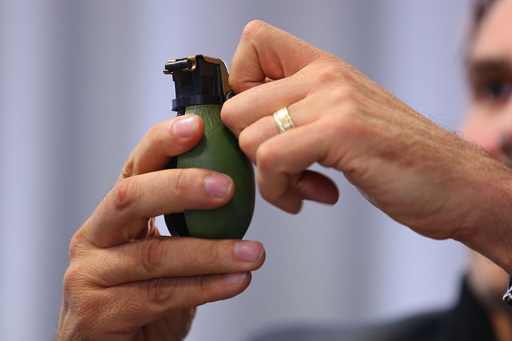 Trupele speciale din Germania, alertate după descoperirea unei grenade de mână. Incredibil ce era de fapt