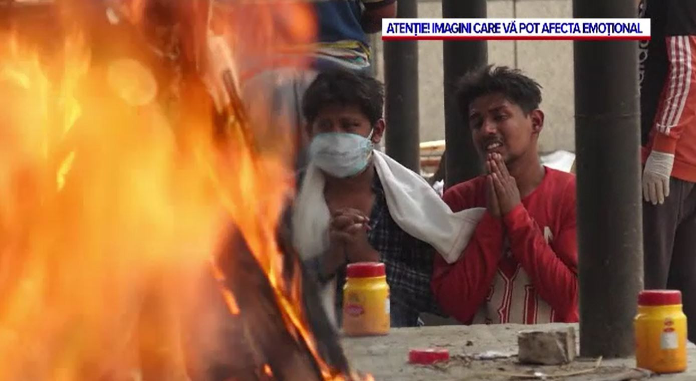 India, îngenuncheată de COVID-19. Cadavrele au ajuns să fie incinerate în parcuri și parcări