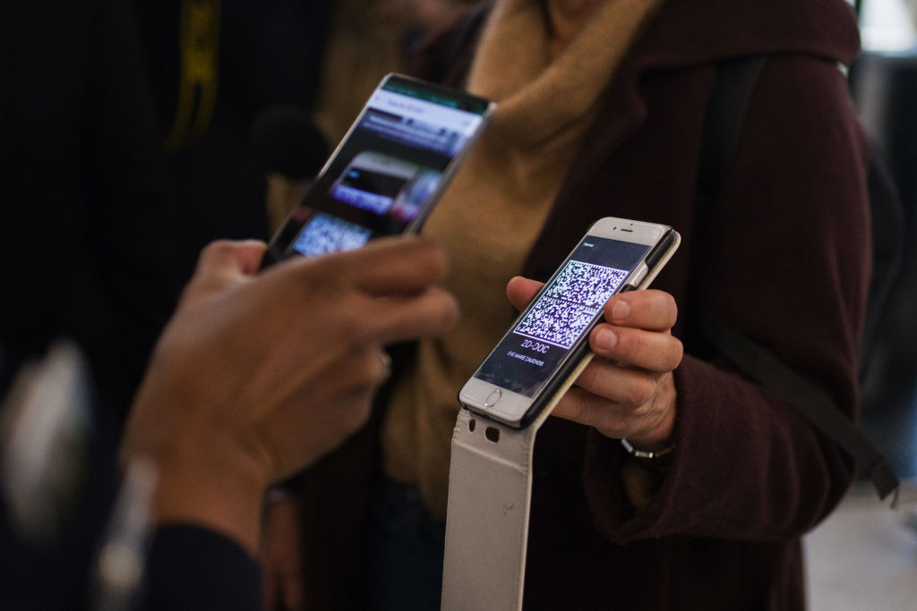 Samsung redevine cel mai mare producător mondial de smartphone, dar vânzările Xiaomi au explodat. Huawei s-a prăbușit