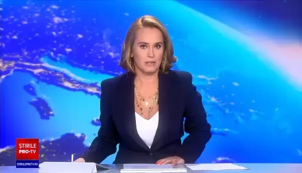 Sute de oameni s-au adunat la Catedrala Patriarhală, la slujba din Vinerea Mare