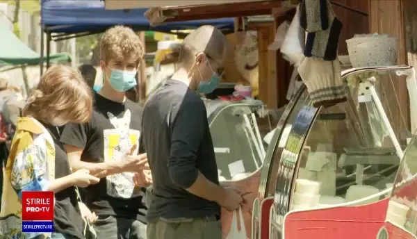 Târgurile tradiționale de Paște, atractive pentru români. Unii clienți se plâng, însă, de prețuri