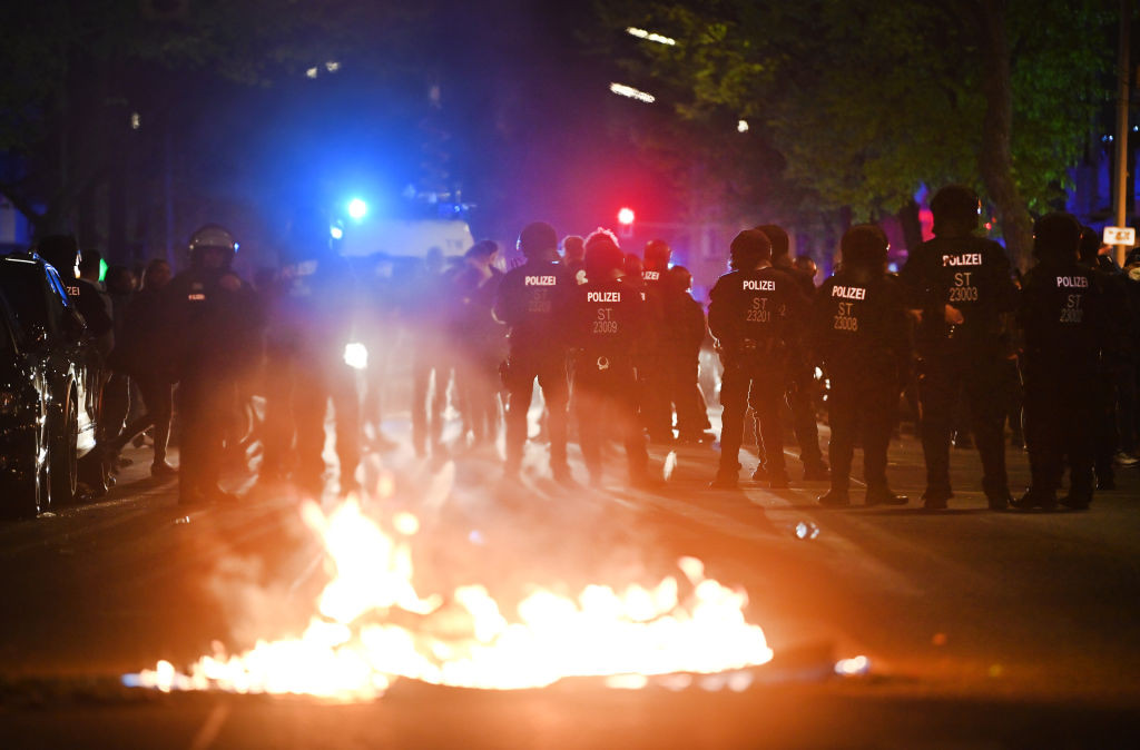 Ziua Muncii, marcată cu proteste masive în mai multe țări europene. Peste 50 de polițiști au fost răniți la Berlin