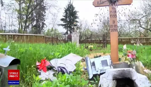 Ce au găsit două surori din Dâmboviţa în cimitir, chiar de Paşte. "Nuţo, nu mai sunt crucile"