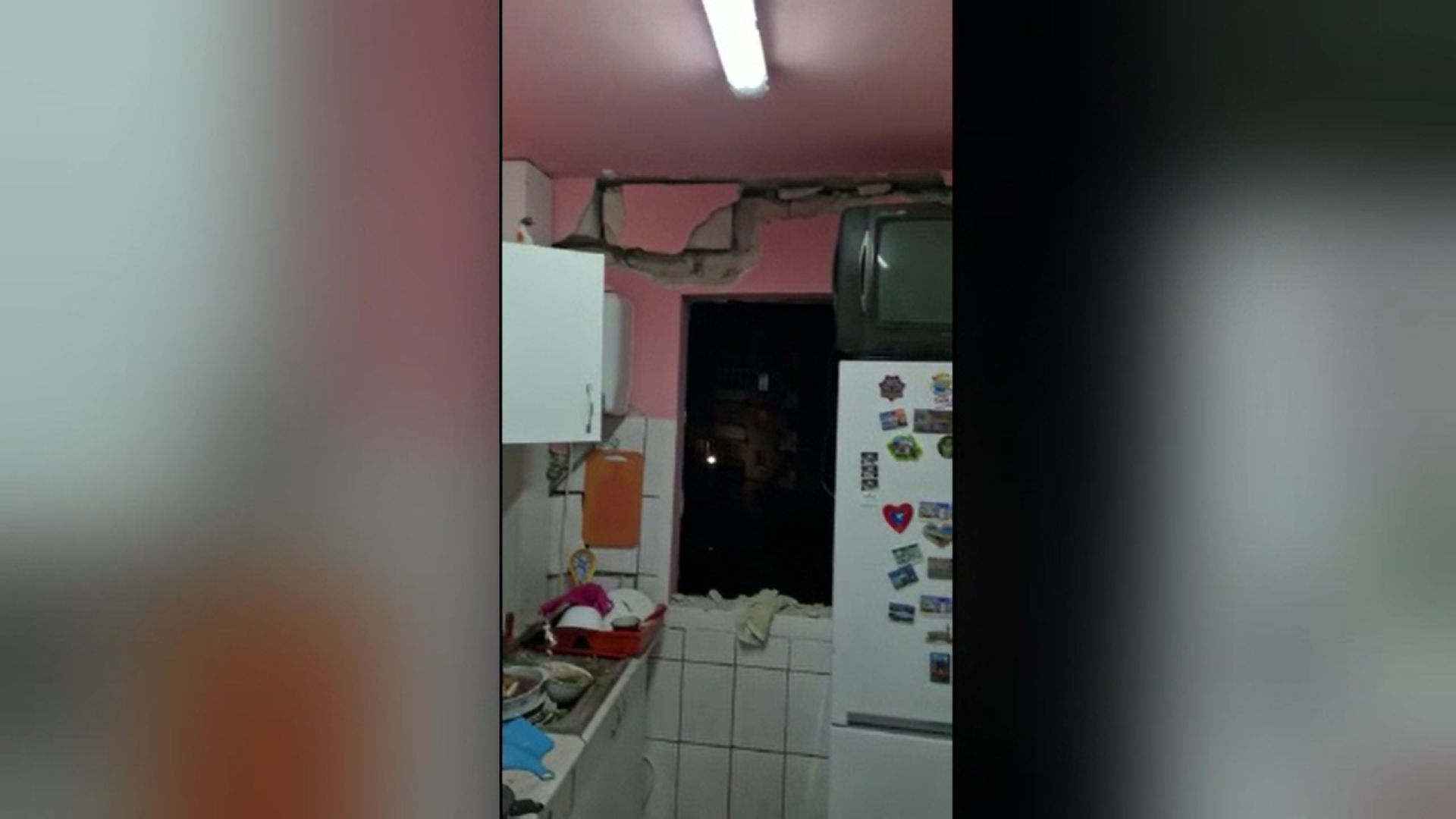 O explozie puternică a distrus un apartament din Sighetu Marmației. Deflagraţia s-a produs de la o butelie