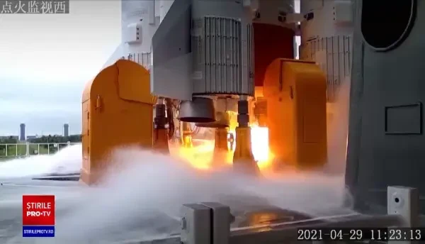 Pentagonul urmărește reintrarea în atmosferă a rachetei chineze care s-ar putea prăbuși într-o zonă populată