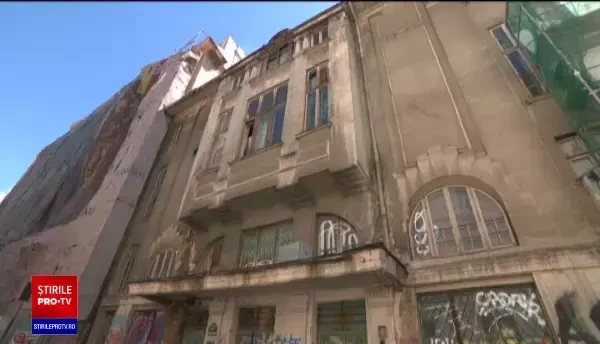 "Palatul Adevărul", leagănul presei româneşti, a fost demolat. Ce se va construi în locul său