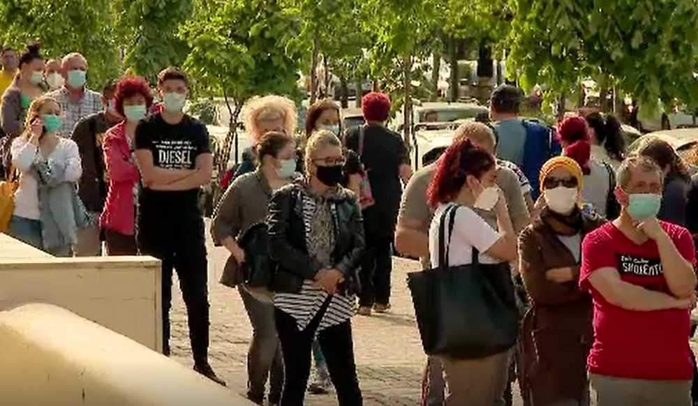 Românii vor să scape de pandemie. Peste 8.000 de oameni s-au vaccinat la maratonul din București