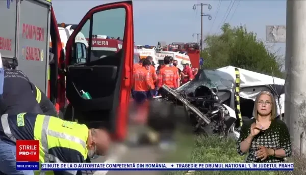 Tragedie pe DN1. Doi soți și-au pierdut viața, iar copiii lor sunt grav răniți după ce au intrat cu mașina într-un stâlp