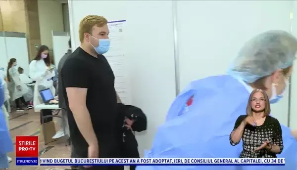 Maratonul vaccinării a continuat şi peste noapte la Sala Palatului şi la Biblioteca Naţională