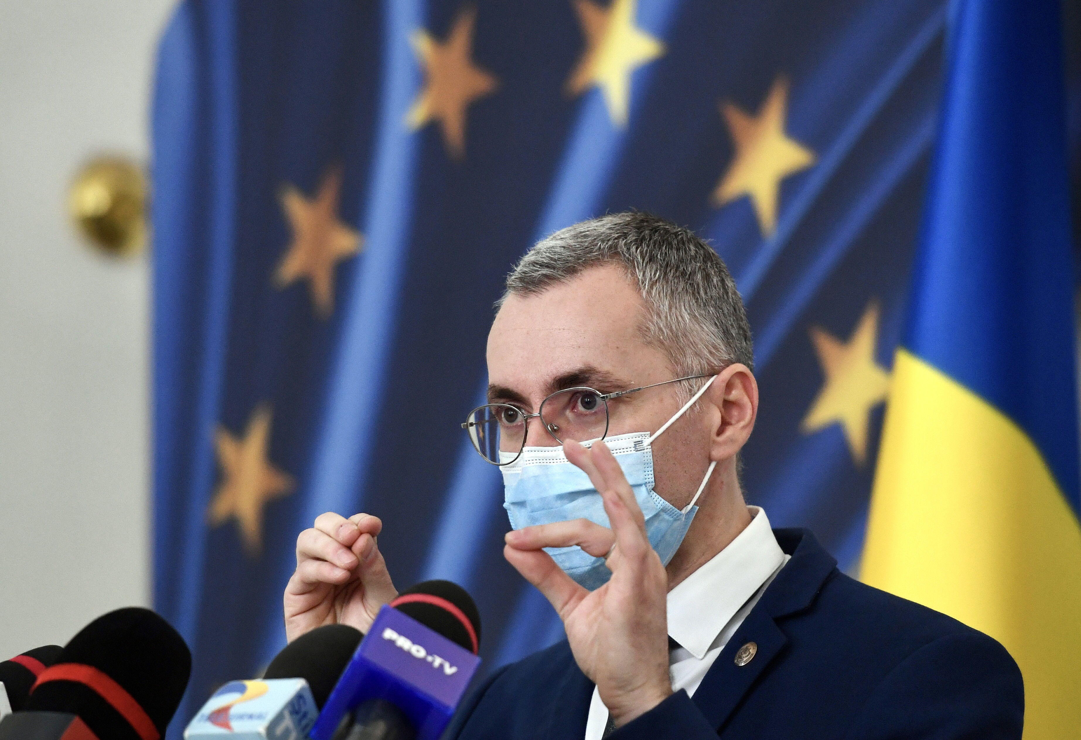 Stelian Ion: Eliminarea pensiilor de serviciu nu este posibilă. Trebuie să se ajungă la un nivel cât mai aproape de salariu