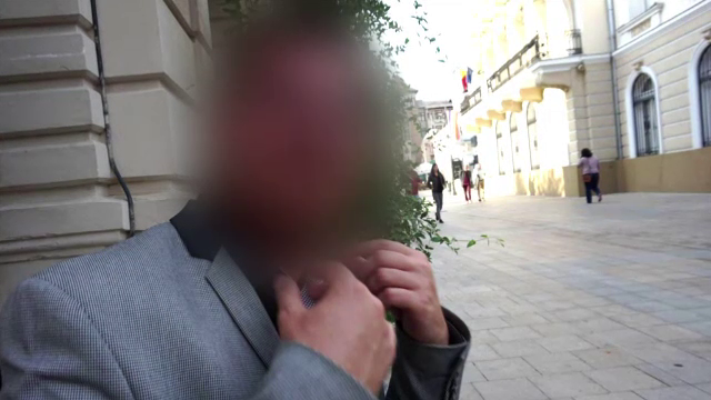 Un profesor din Iași le-a cerut poze nud elevelor de 10-11 ani. Explicația halucinantă a cadrului didactic