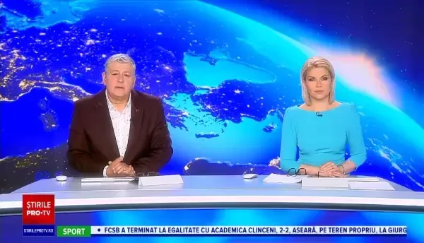 Impact violent între o motocicletă și o mașină pe DN 71. Șoferița ar fi încercat să întoarcă, fără să se asigure