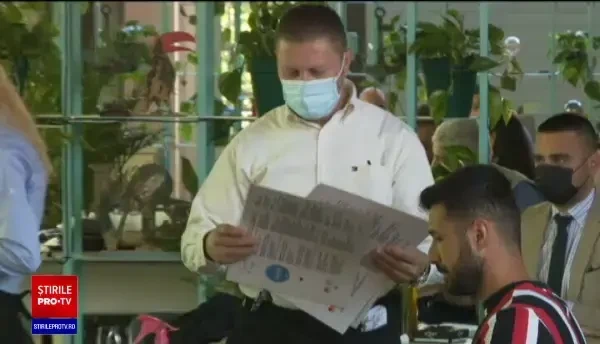 Ghidul pentru redeschiderea restaurantelor. În ce condiții vor avea acces clienții