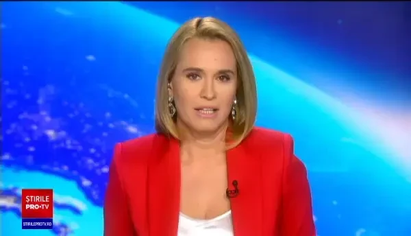 Florin Cîțu a publicat o filmare în care jonglează cu mingea și îi șutează la poarta unui elev de liceu