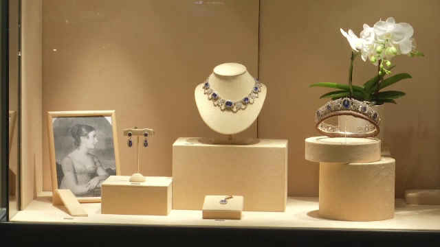 Colecție de bijuterii a bunicii regelui Carol I, la licitație. Un diamant ajunge la 20 mil. $