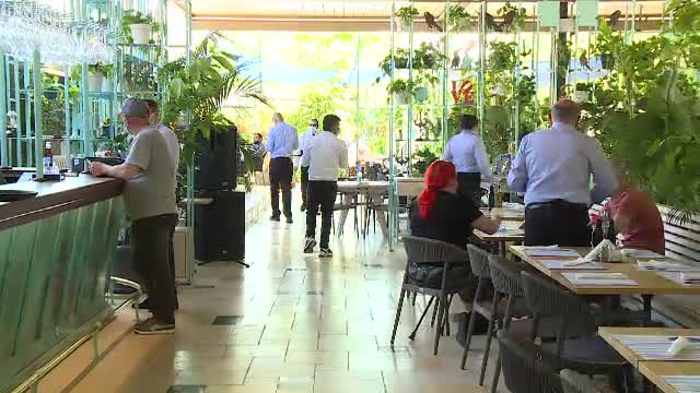 Bucureștiul se pregătește de noi măsuri de relaxare. Se vor putea organiza concerte cu 300 de oameni