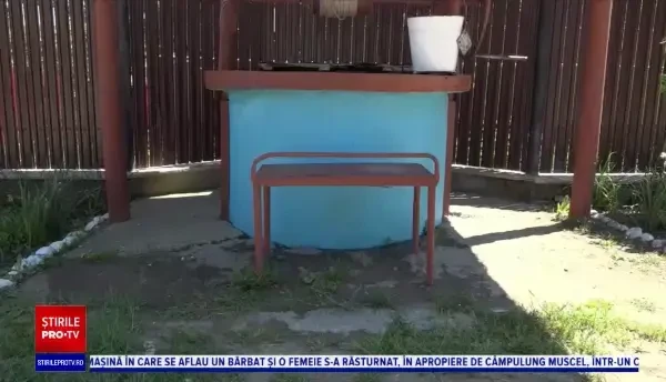 Un bărbat de 63 de ani din Vaslui a murit după ce a căzut în fântâna din curte