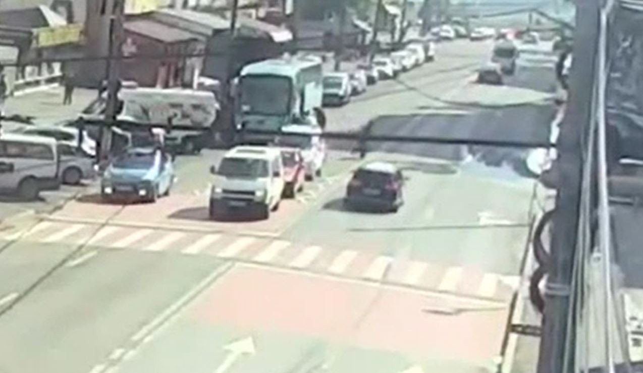 Accident violent, după o traversare imprudentă. Un bărbat a fost spulberat pe o stradă din Galați