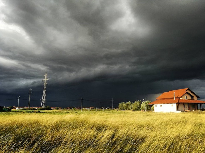 Cum va fi vremea în iunie. ANM: Zilele însorite şi călduroase vor alterna cu cele ploioase