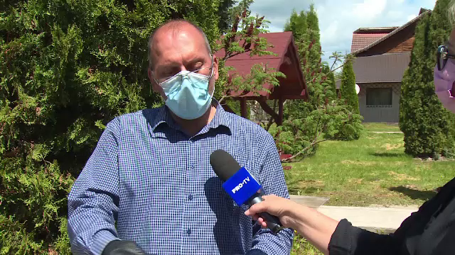 Mărturia preotului care a asistat la dubla crimă din curtea unei biserici din Argeș. Bărbatul ar fi premeditat ororile