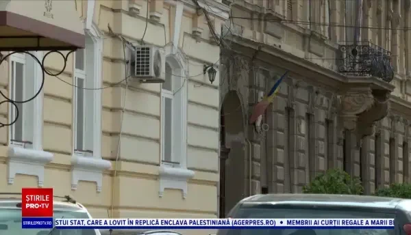 Primăria din Arad nu îi poate obliga pe cetățeni să dea jos aparatele de aer condiționat de pe fațadele clădirilor