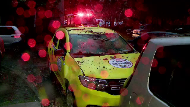 Vântul puternic a creat probleme în mai multe zone din țară. O macara s-a prăbușit în Mamaia