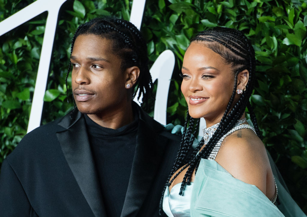 Rihanna și ASAP Rocky s-ar fi despărțit după ce artistul ar fi înșelat-o cu o româncă | GALERIE FOTO