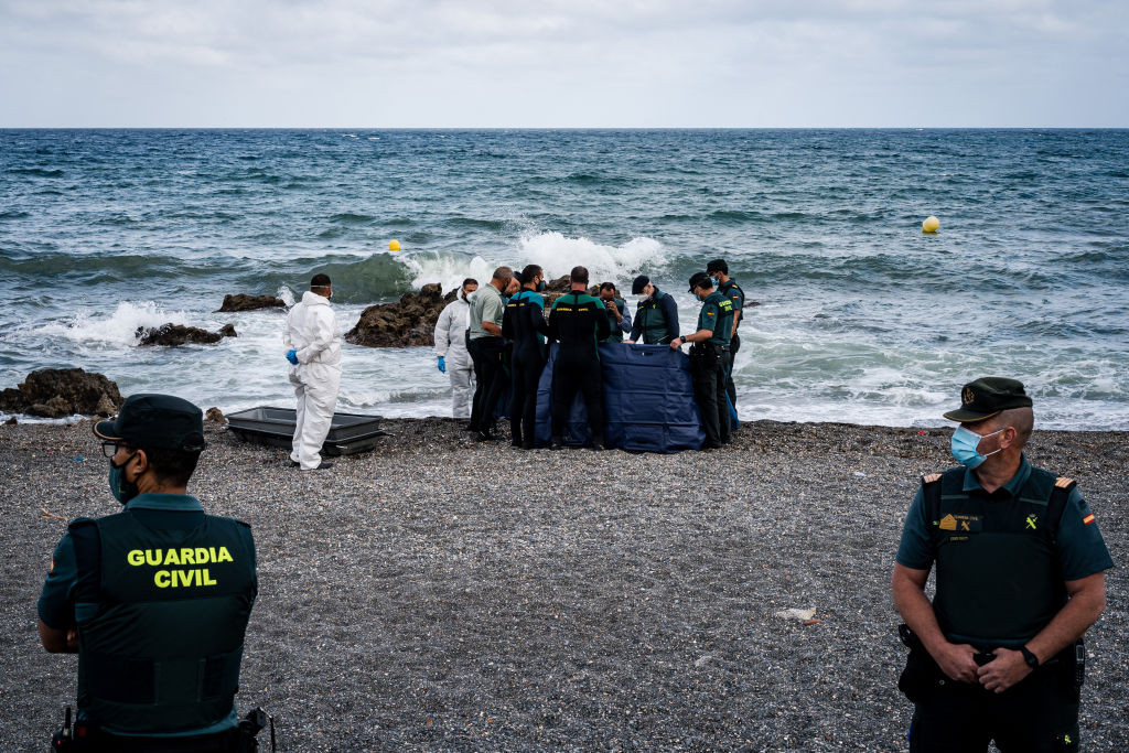 Peste 6.500 din cei 8.000 de migranţi ajunşi în Ceuta, trimși înapoi de Spania în Maroc